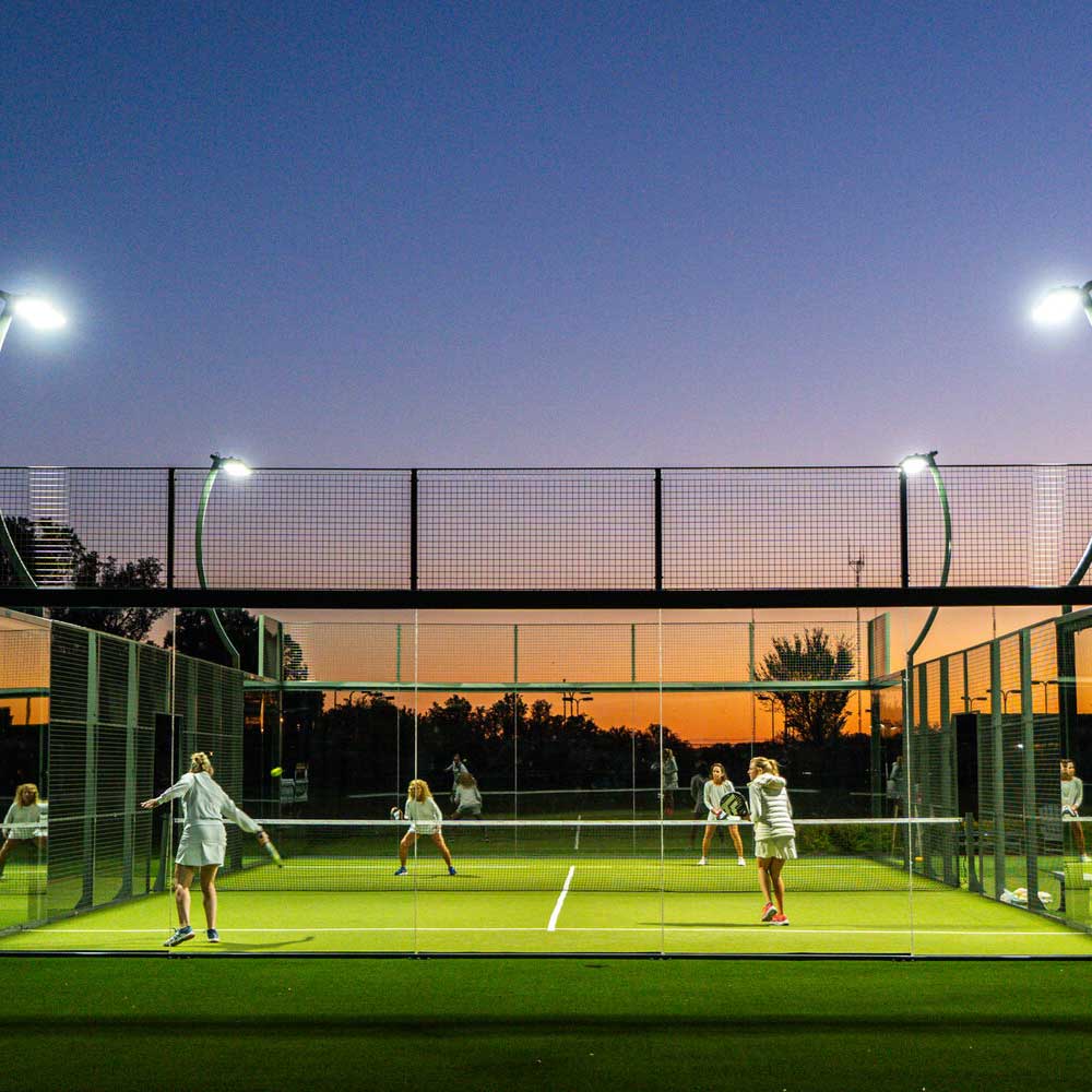 Padel action 4